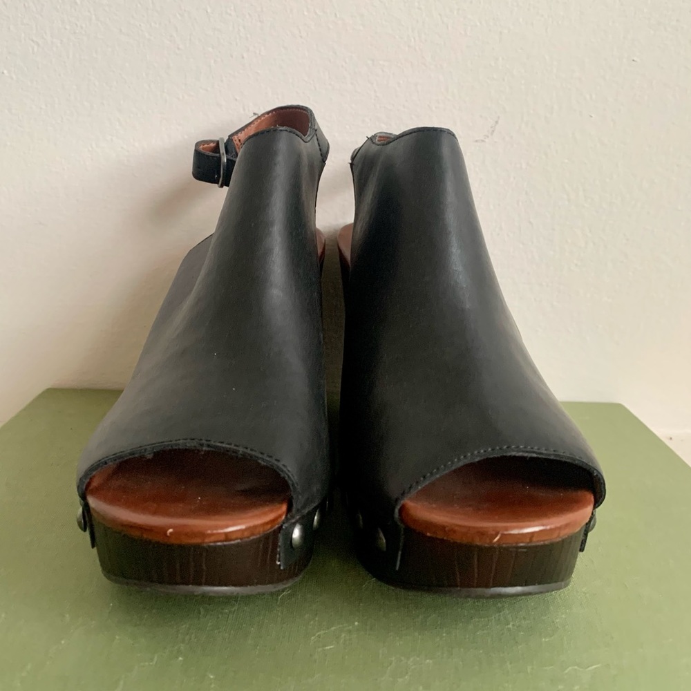 Lucky Brand Open-Toe Wedges - Picture 3 of 7